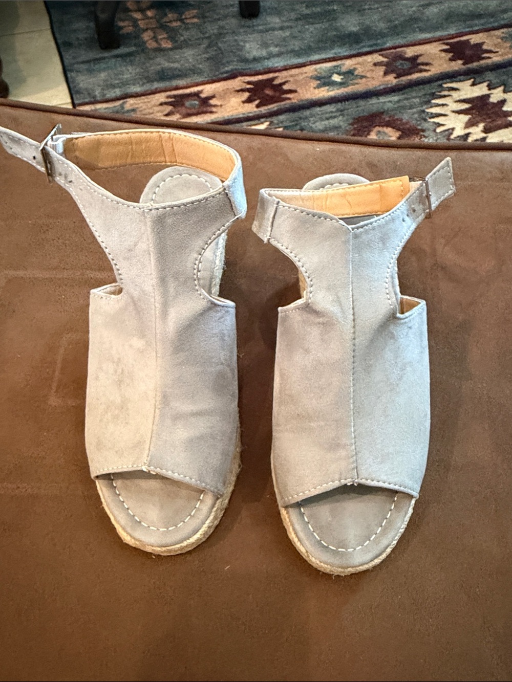 Women’s Suede Open-Toe Sandals in Light Gray Sz EU 38 New